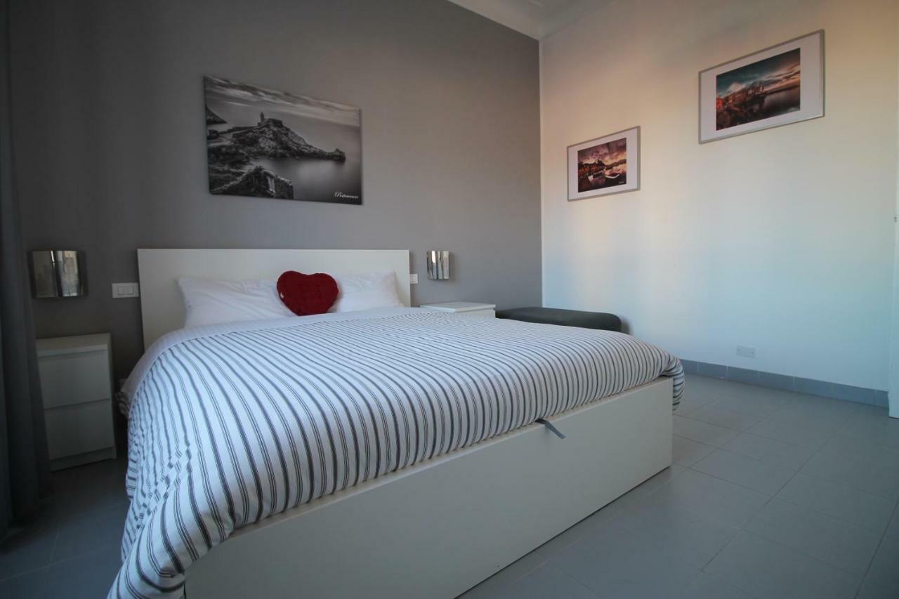 Interno24 Apartment ลาสเปเซีย ภายนอก รูปภาพ