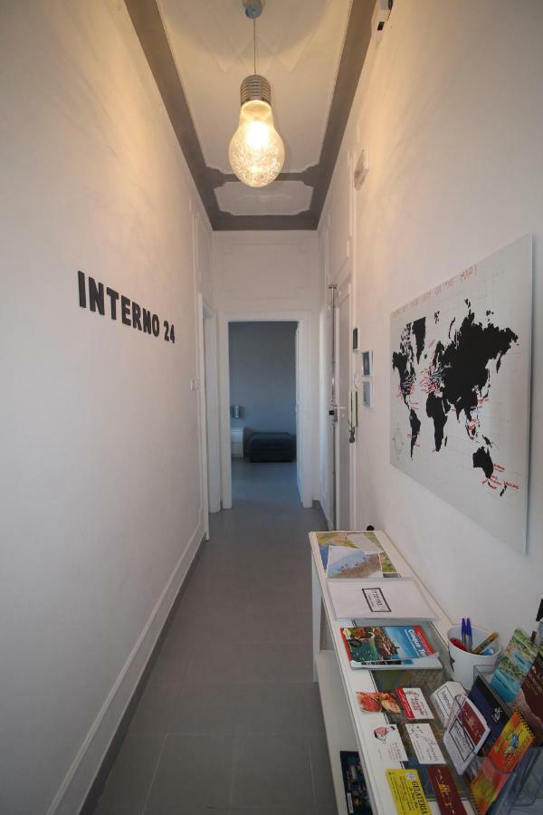 Interno24 Apartment ลาสเปเซีย ภายนอก รูปภาพ